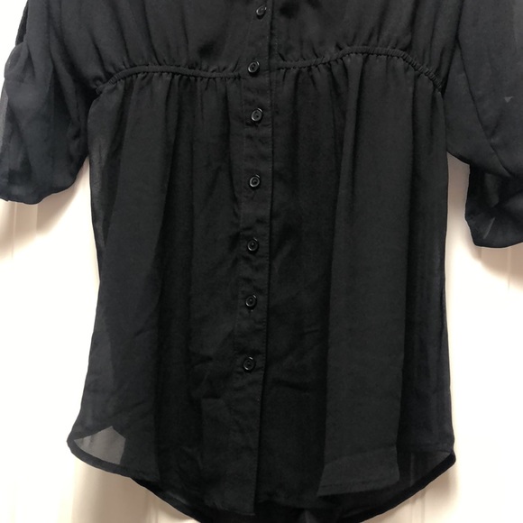 Shear button down cover - Picture 7 of 9